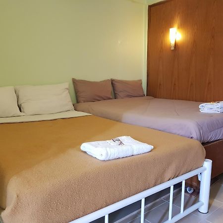 The River Guest House Chanthaburi Exteriör bild