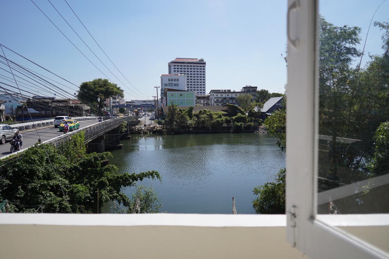 The River Guest House Chanthaburi Exteriör bild