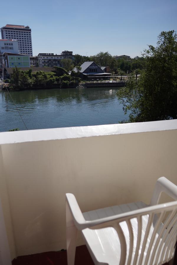 The River Guest House Chanthaburi Exteriör bild